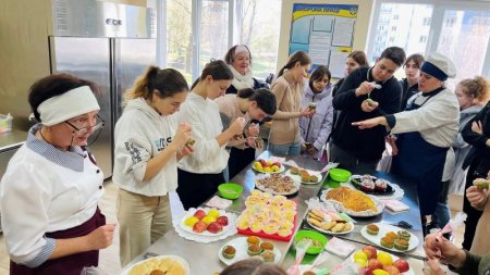 Учні Кременчуцької гімназії №1 взяли участь у Дні кар'єри