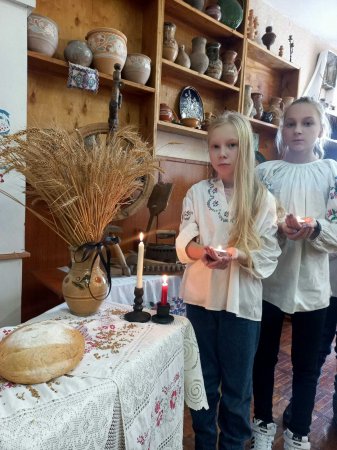 У школах Кременчука вшановували пам'ять жертв Голодомору