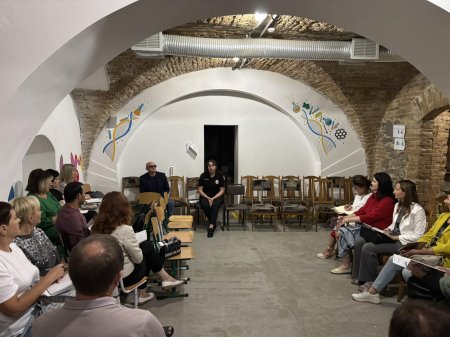 Виховуємо активних громадян України