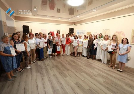 Вітаємо переможницю міського конкурсу «Вишиваний Кременчук».